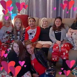 Meet your Posher, Claire